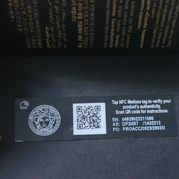 Versace Medusa Card Holder-Pastel Blue - Picture 13 of 14